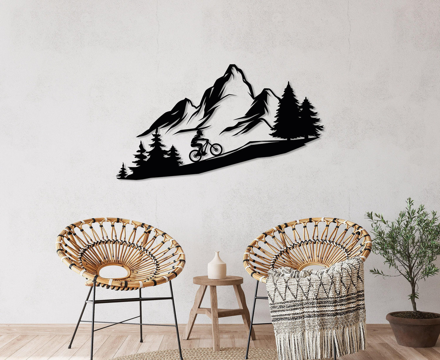 Mountain Tree and Cyclist Wall Art, Metal Bikers Wall Art, Home Decor and Gifts, Mountain Bikers Deco, Extreme Sport Lovers Gift,Outdoor Art