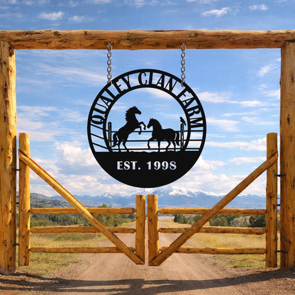 Rustic Horse Farm Metal Wall Sign, Personalized Ranch Name Decor, Western Barn Equestrian Lover Gift Plaque